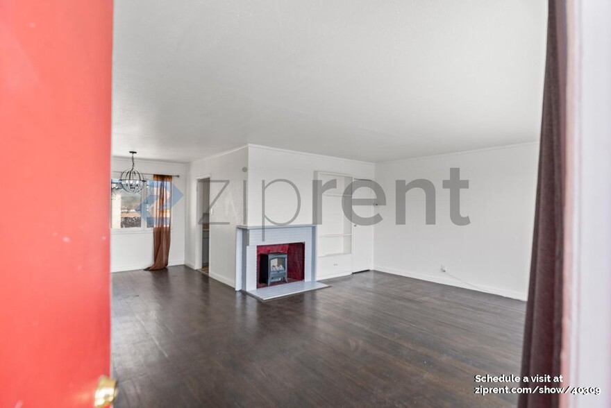 Building Photo - 1257 77th Ave