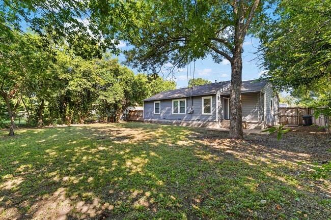 Building Photo - 3504 Lasker Ave