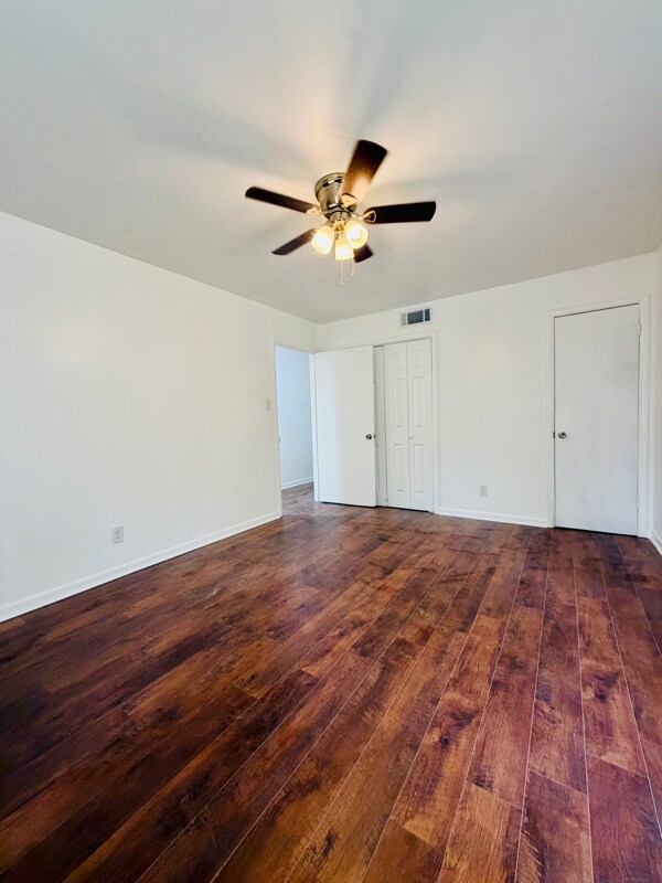 Building Photo - 403 Margo St