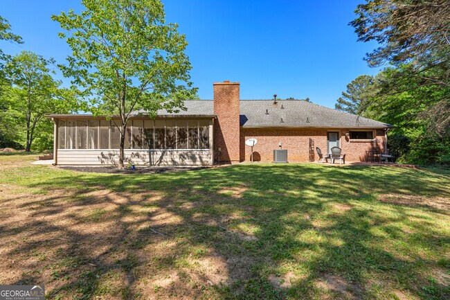 Building Photo - 101 Waterwood Bend