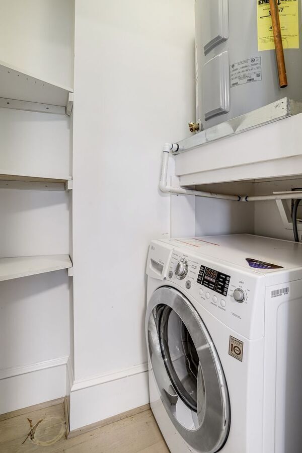 Building Photo - 1451 Park Rd NW