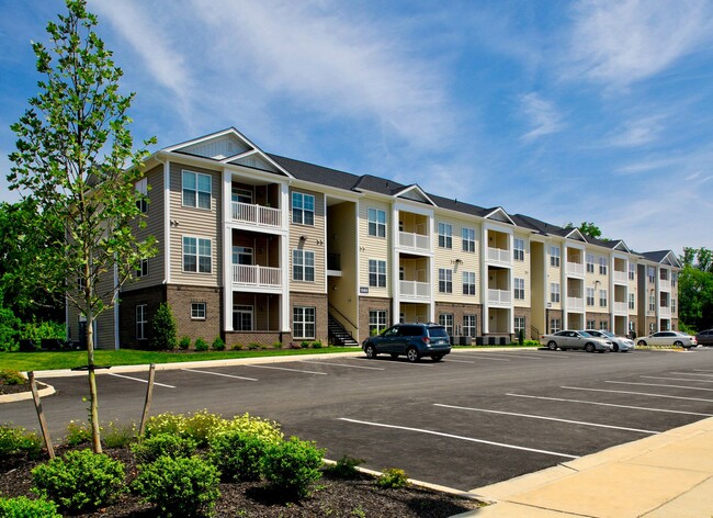 Building Photo - Village at West Lake