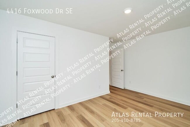 Building Photo - 4416 Foxwood Dr SE