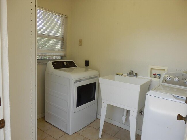 Building Photo - 3301 52nd Way N