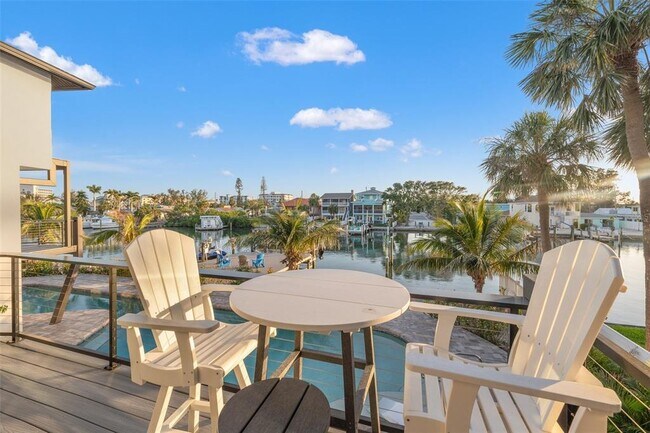 Building Photo - 12404 Capri Cir N