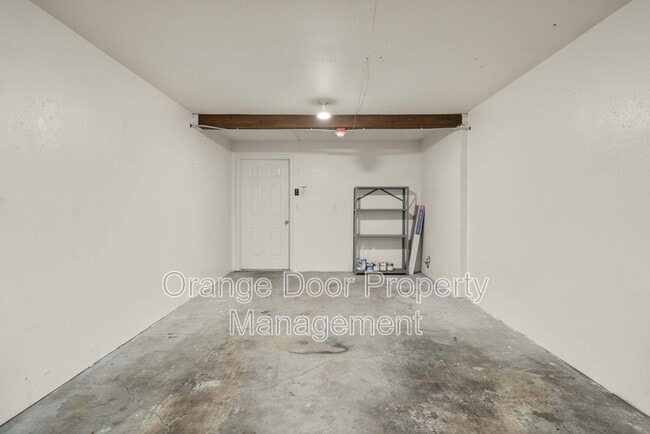 Building Photo - 7304 N Skyview Pl