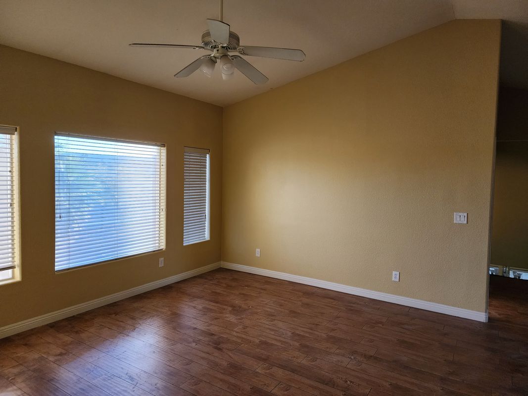 Building Photo - 8875 La Manga Ave