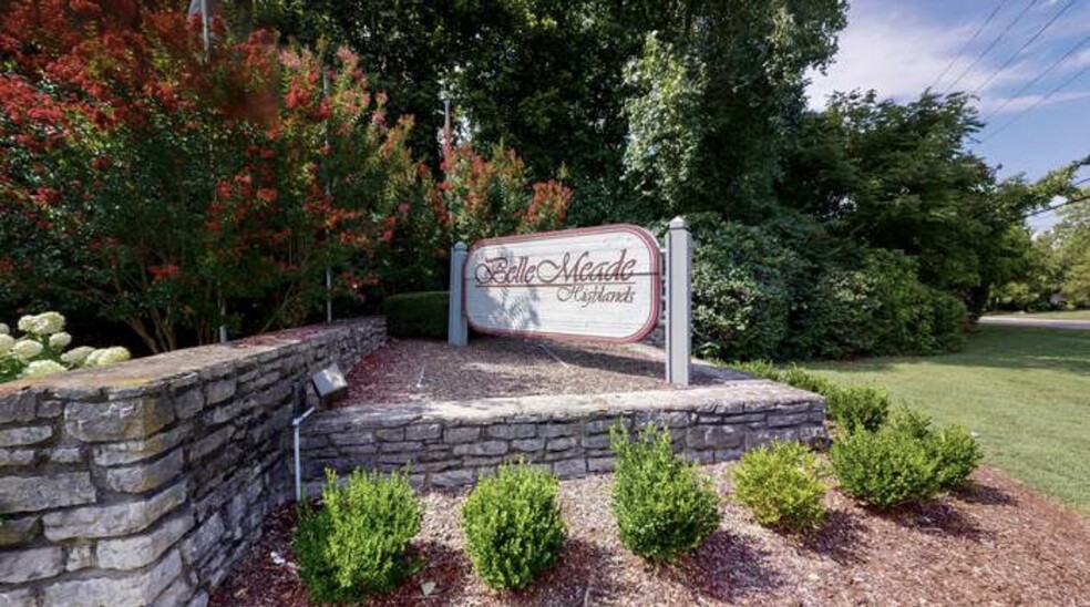 Entrance signage - 21 Vaughns Gap Rd