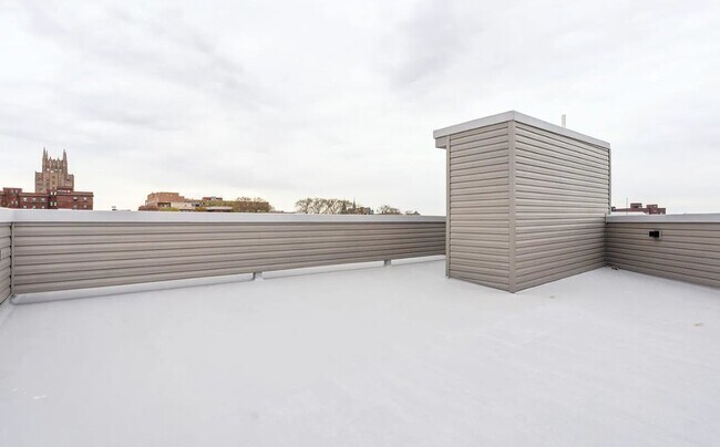 Building Photo - 136 E Cumberland St