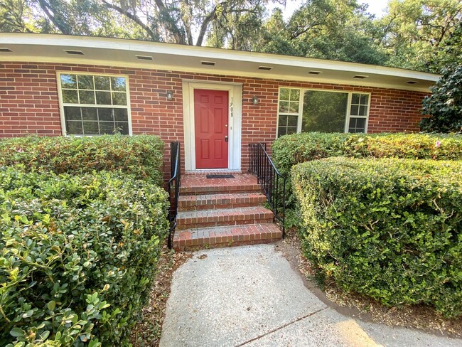 Building Photo - Beautiful Brick Home Off W. Tharpe Street ...