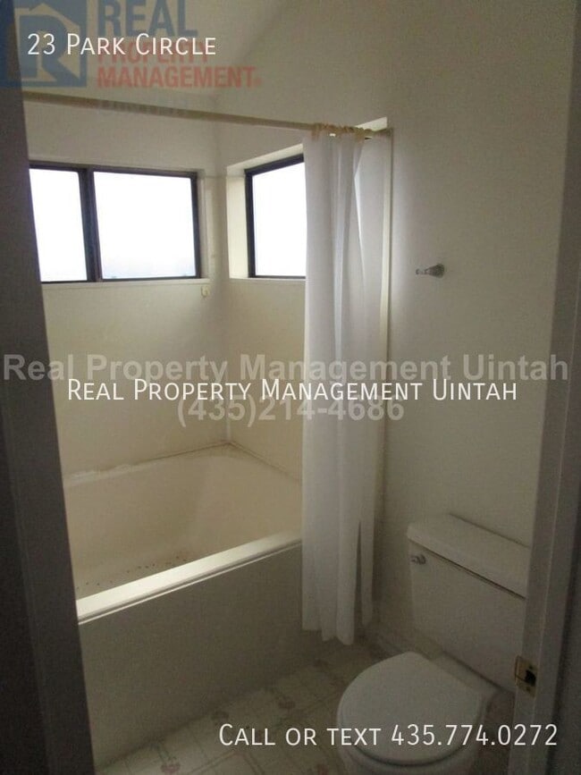 Building Photo - 23 Windy Park