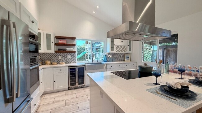 Building Photo - 8861 La Zana Ct