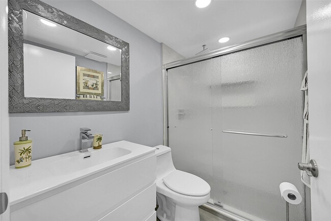Building Photo - 964 Normandy Trail