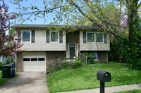 Building Photo - Welcome to East Hills      260218