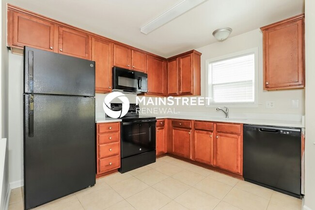 Building Photo - 3376 Tinley Park Dr