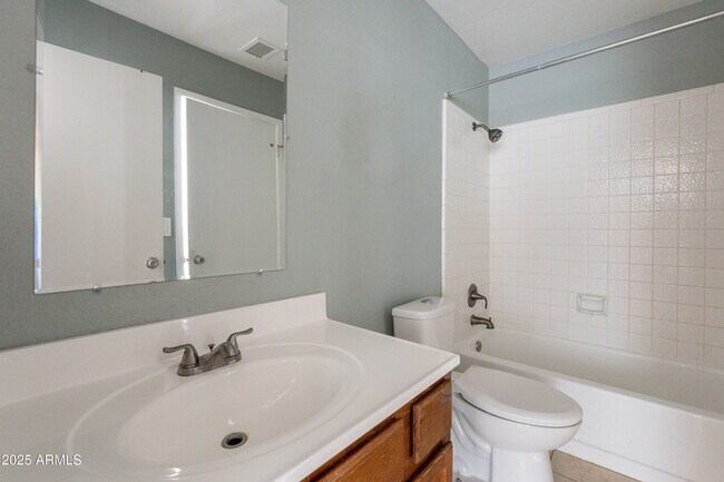 Building Photo - 9439 N 59th Ave