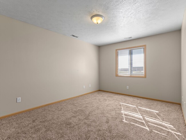 Building Photo - Renter's Dream with Triple Car Garage