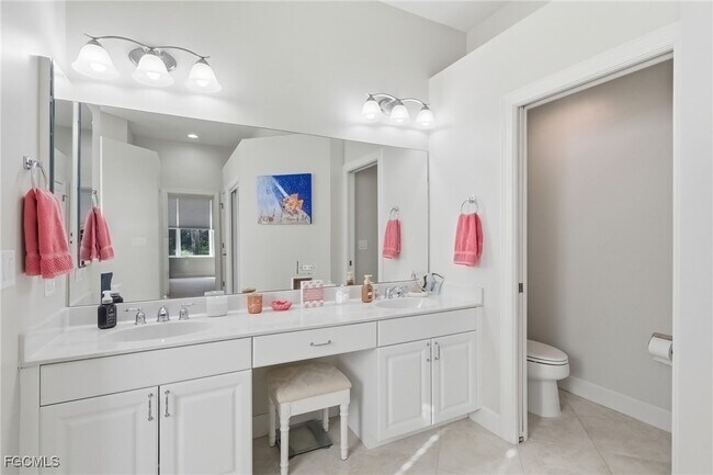 Building Photo - 11225 Lithgow Ln