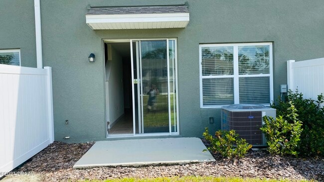 Building Photo - 8 Bella Oaks Dr