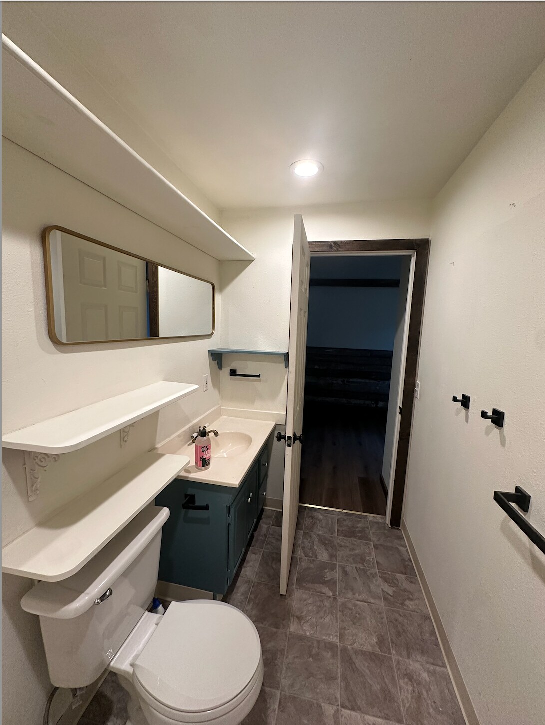 Building Photo - 472 Freear Dr