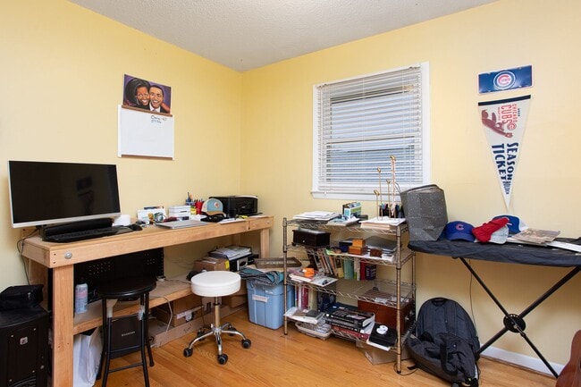 Building Photo - Cozy 3 Bedroom, 1 Bath Home in Northside!