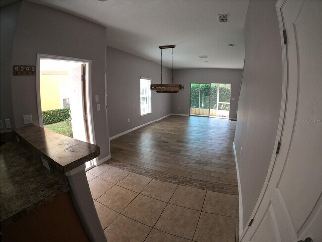 Building Photo - 4175 Shade Tree Ln