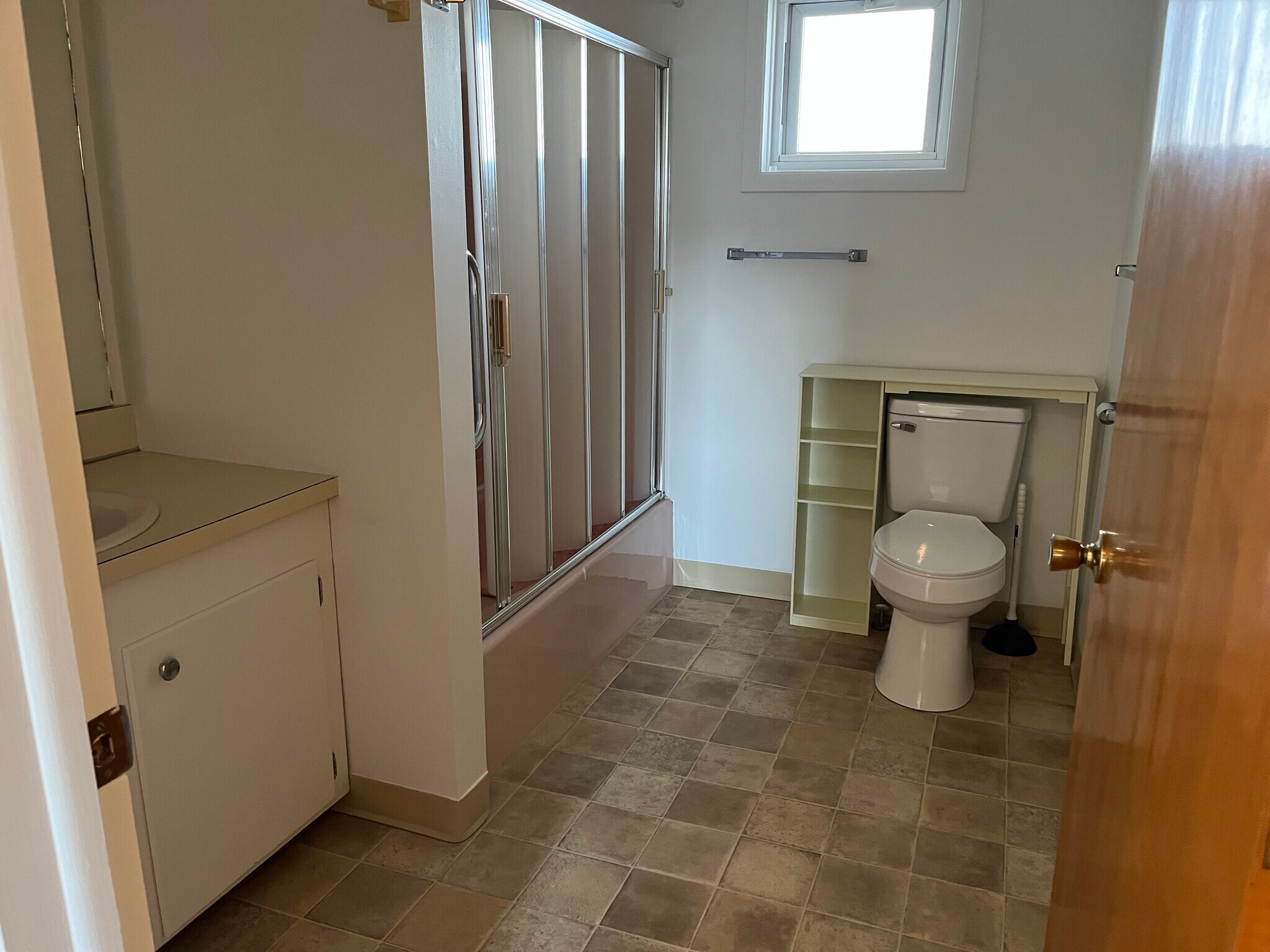 Building Photo - 535 S Wayne St