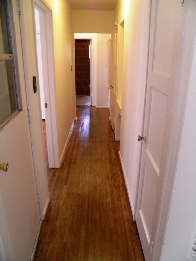 Building Photo - 1269 S Ridgeley Dr