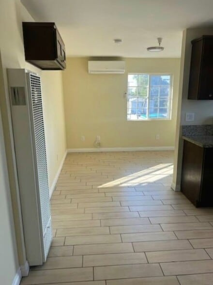 Building Photo - 3856 Normandie Ave