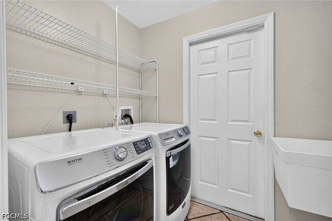 Building Photo - 1632 SW 43rd Terrace