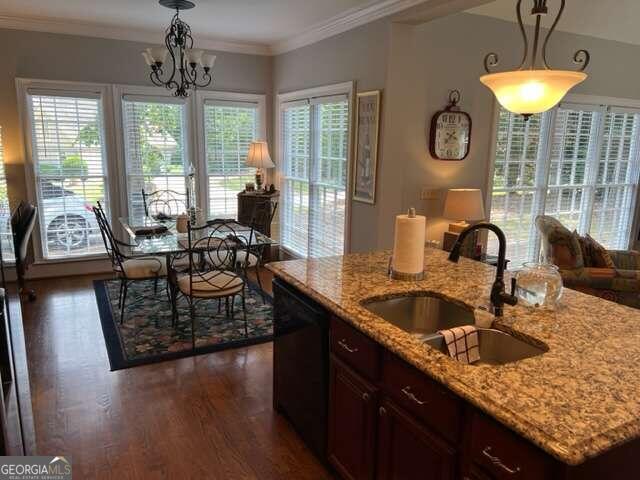 Building Photo - 105 Cartier Ct