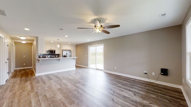 Building Photo - 11852 Ridgeway Dr
