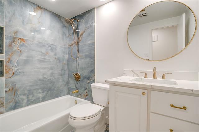 Building Photo - 4201 Clear Lake Cir