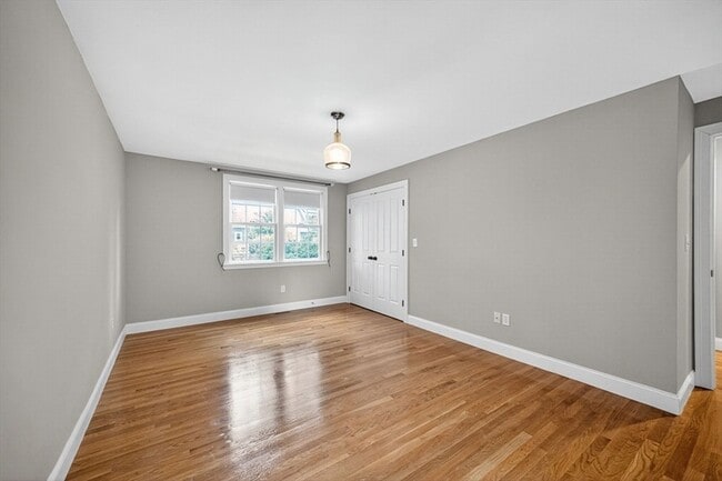 Building Photo - 28 Webster St