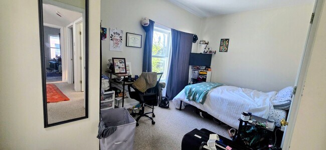 Building Photo - NO FEE! 2K Sq Ft. Pet Friendly Duplex w 2 Parking Spots near Boston Landing!  Secured Basement w ...