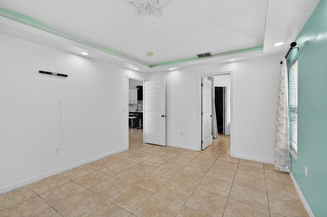 Building Photo - 419 Buckingham Cir