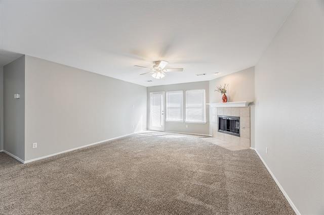 Building Photo - 2831 Grandview Dr