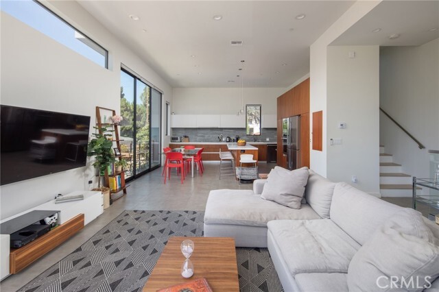 Building Photo - 1616 Amherst Ave