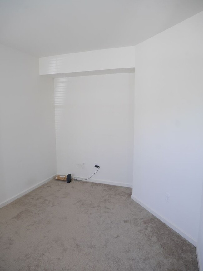 Building Photo - Stunning 3 Bedroom Townhouse Easton, MD