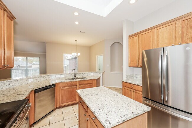 Building Photo - 155 Hannah Cir