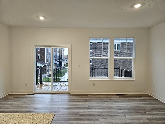 Building Photo - 13805 Gatsby Dr