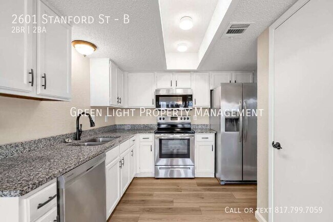 Building Photo - 2601 Stanford St