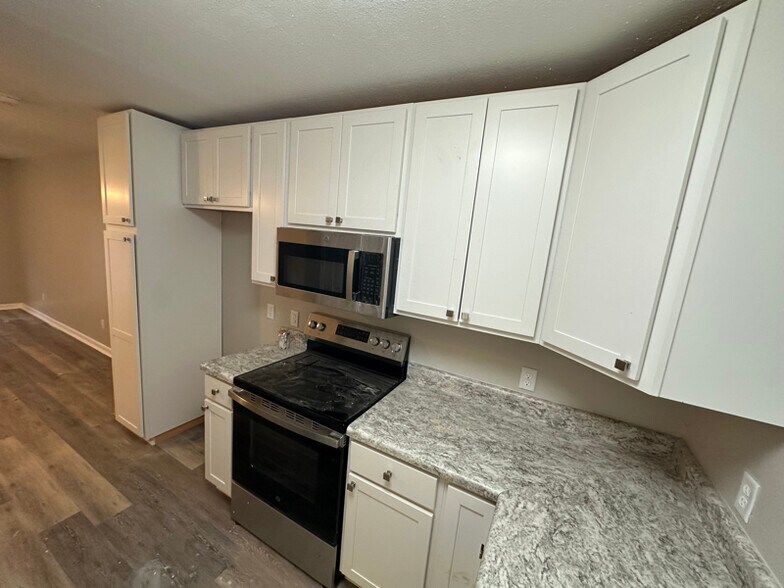 Building Photo - 6307 Jack St