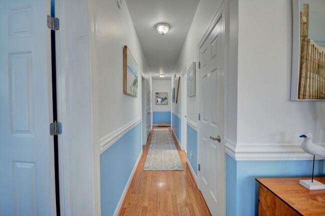 Building Photo - North Topsail Beach 5 Bedroom 4.5 Bathroom...