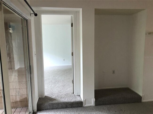 Building Photo - 482 N Pin Oak Pl