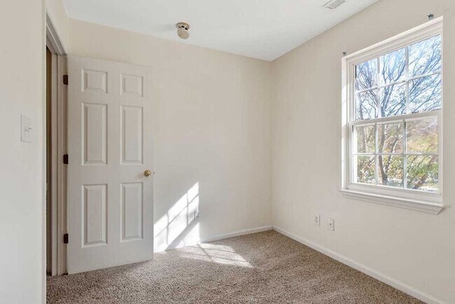 Building Photo - 5813 Neuse Wood Dr