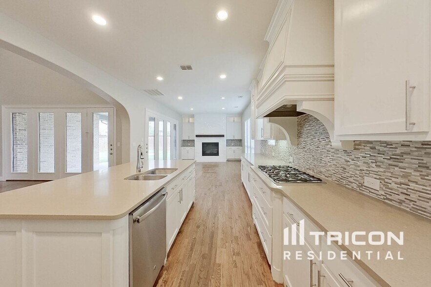 Building Photo - 3717 Hartline Hills