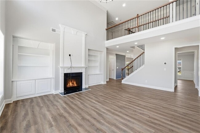 Building Photo - 1440 Waverly Glen Dr