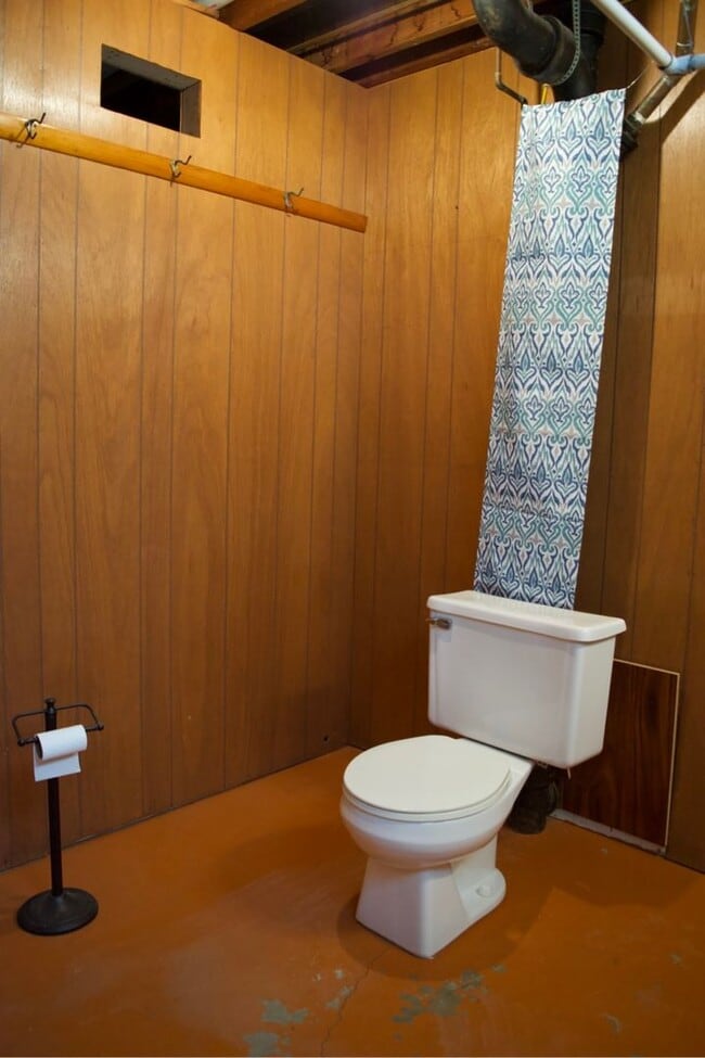 Building Photo - 3 Bedroom House Next To Columbia Regional ...