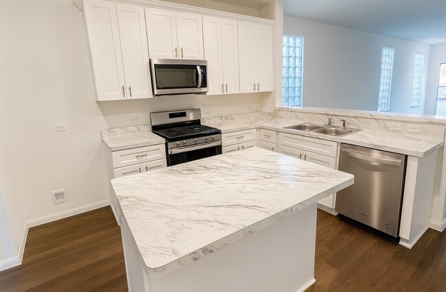 Building Photo - 10226 Clearwick St